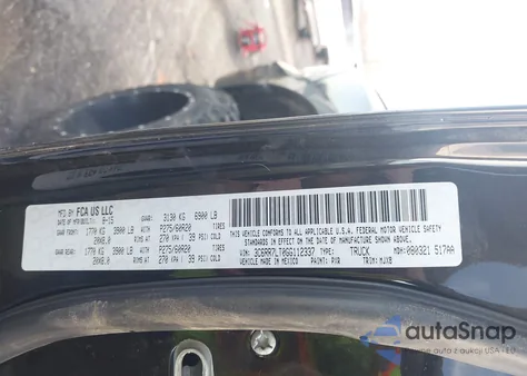 2016 Ram 1500 Big Horn z USA, uszkodzony, nr VIN 3C6RR7LT0GG112337